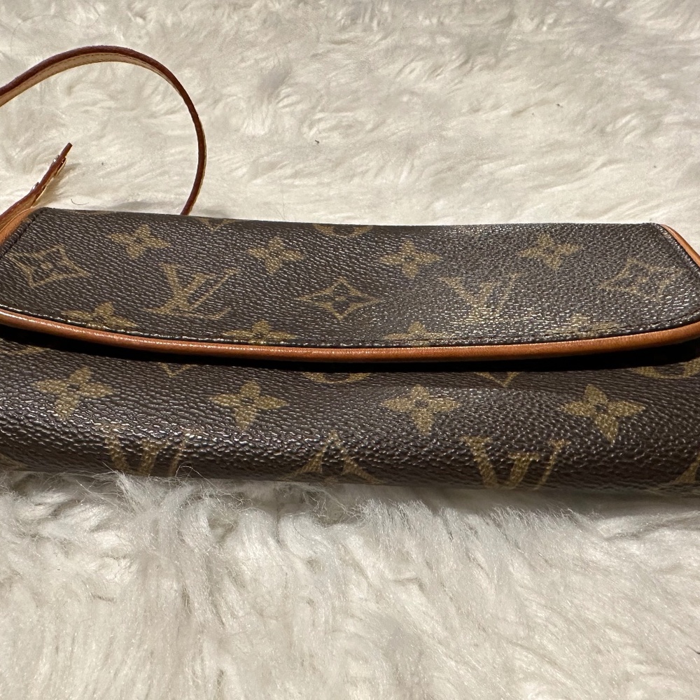 Auth Louis Vuitton Pochette twin PM Monogram